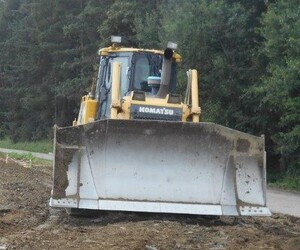 Buldozér KOMATSU
